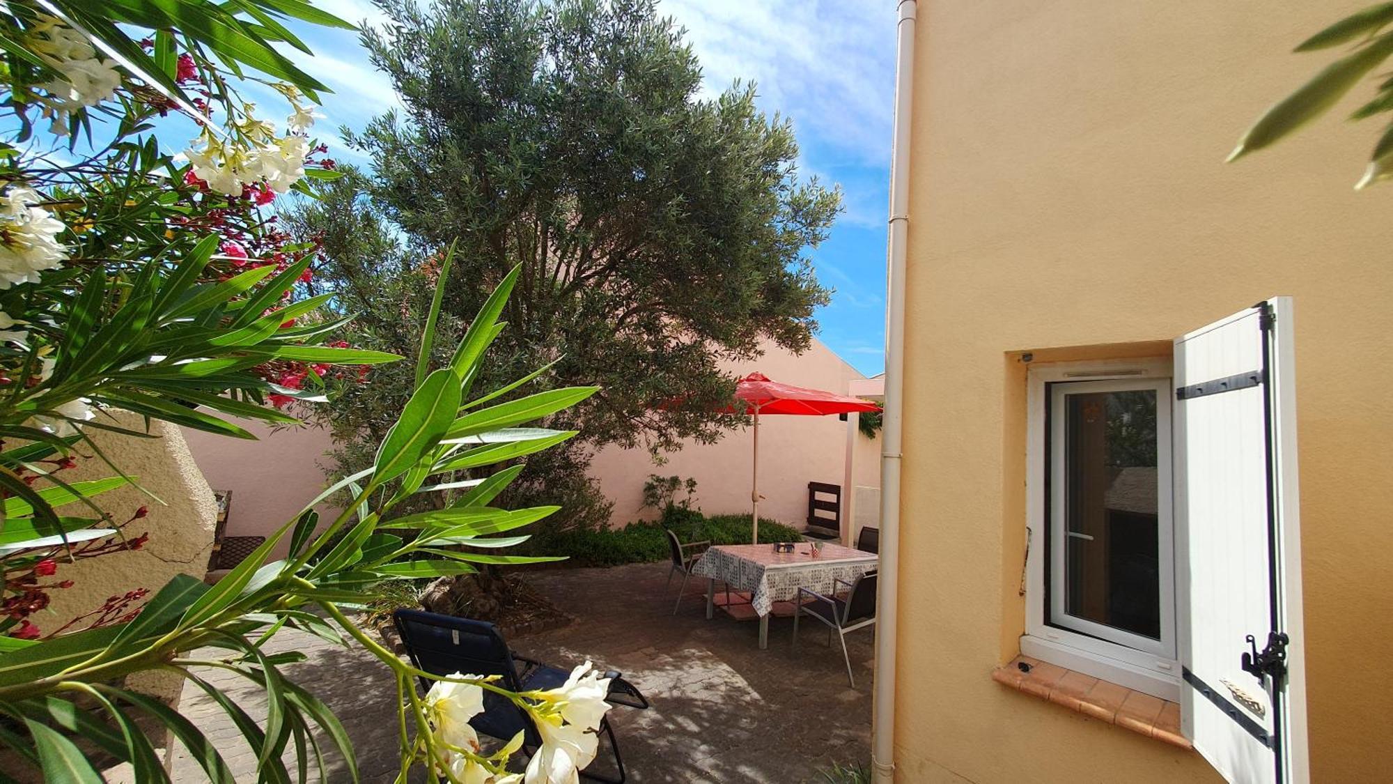 Appartement Avec Vaste Terrasse A 30 M Des Dunes Agde Exteriör bild
